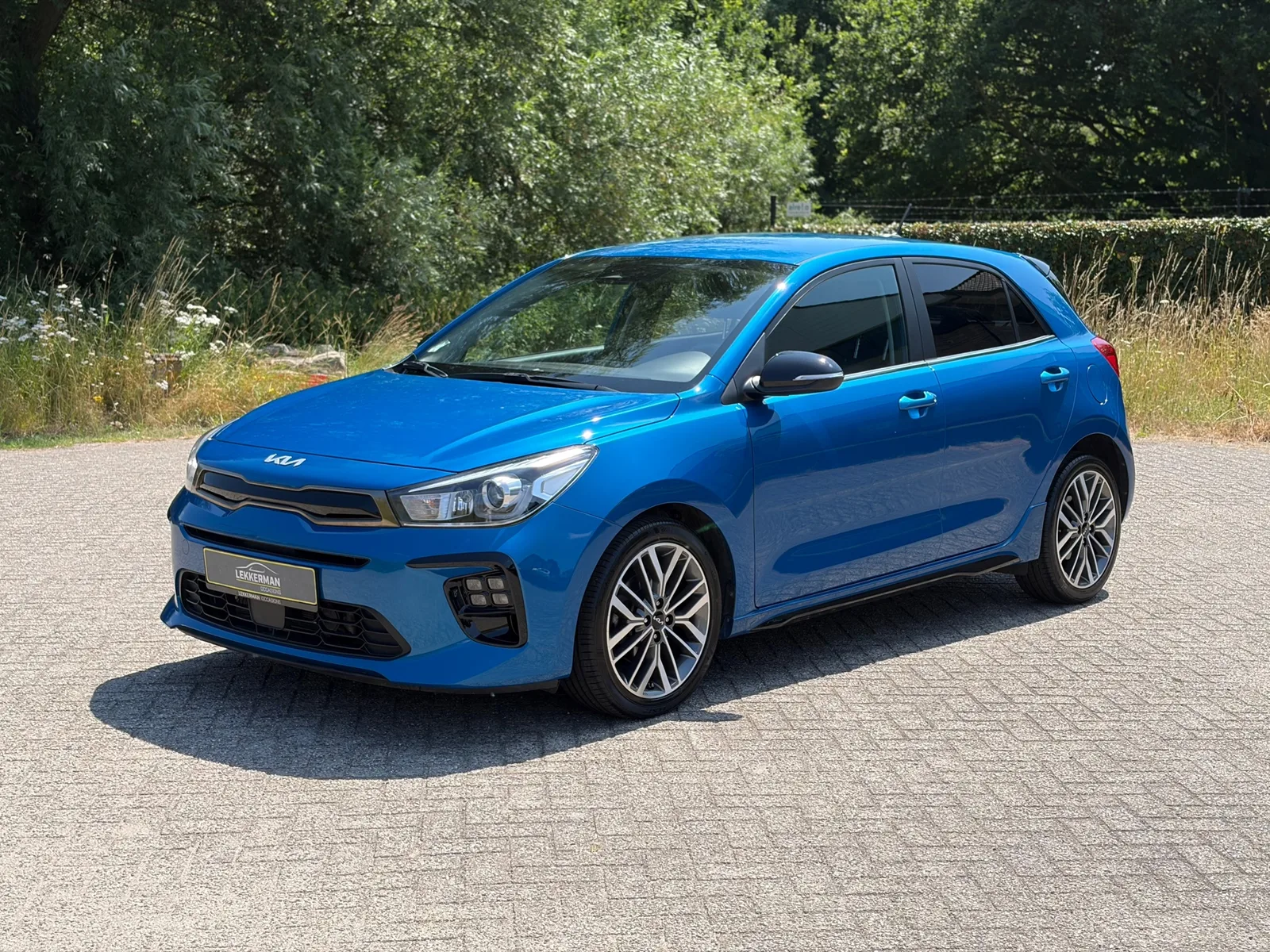 Kia Rio (2021) — foto 1