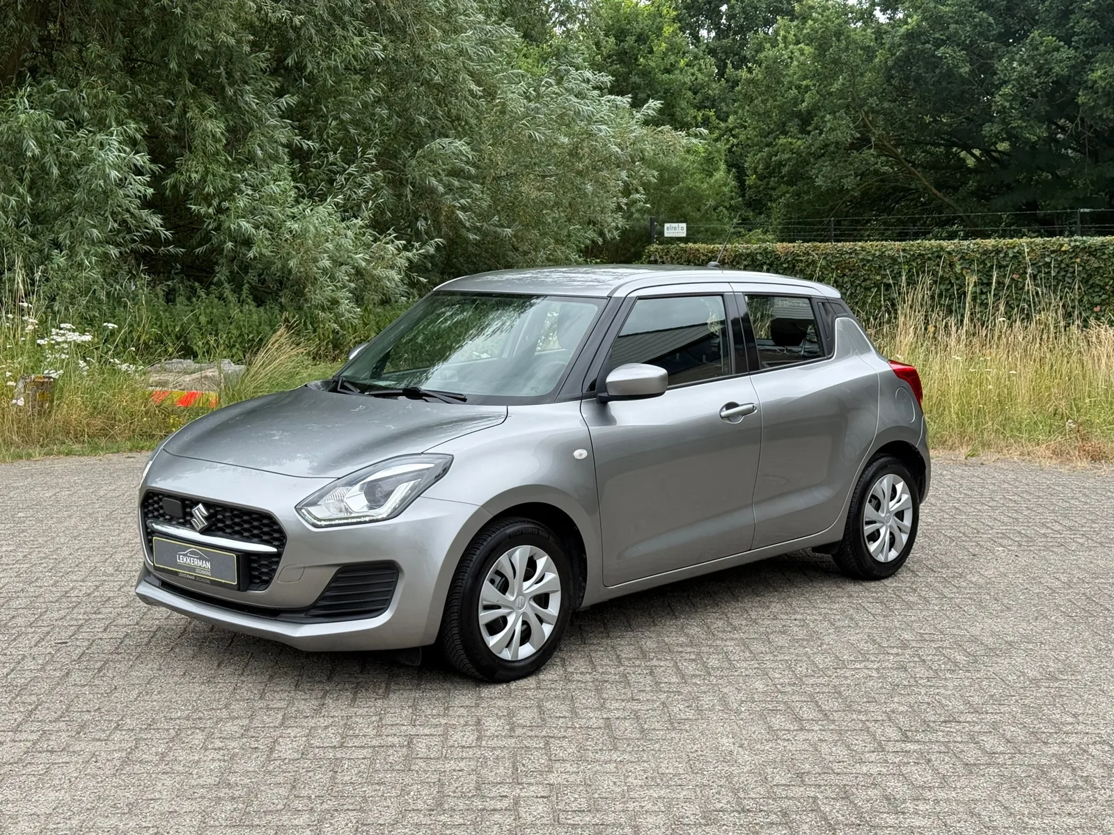 Suzuki Swift (2021) — foto 1