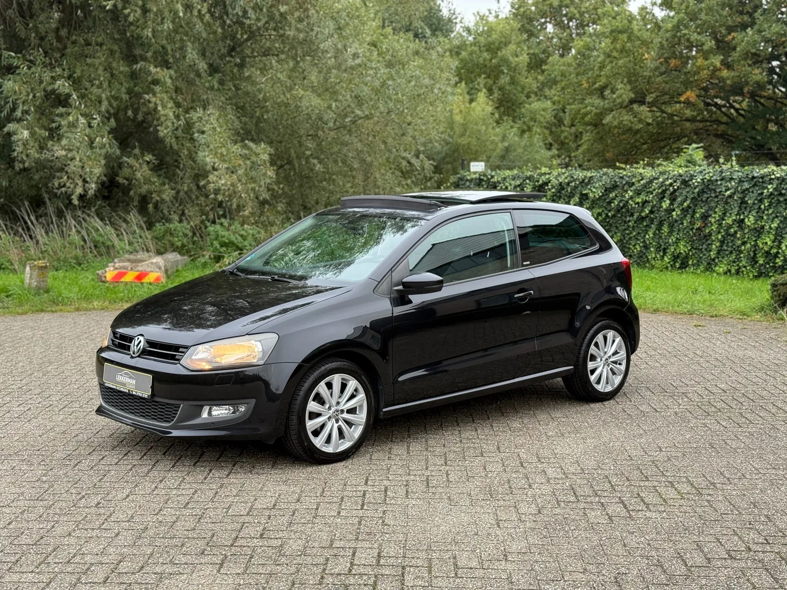 Volkswagen Polo (2011) — foto 1