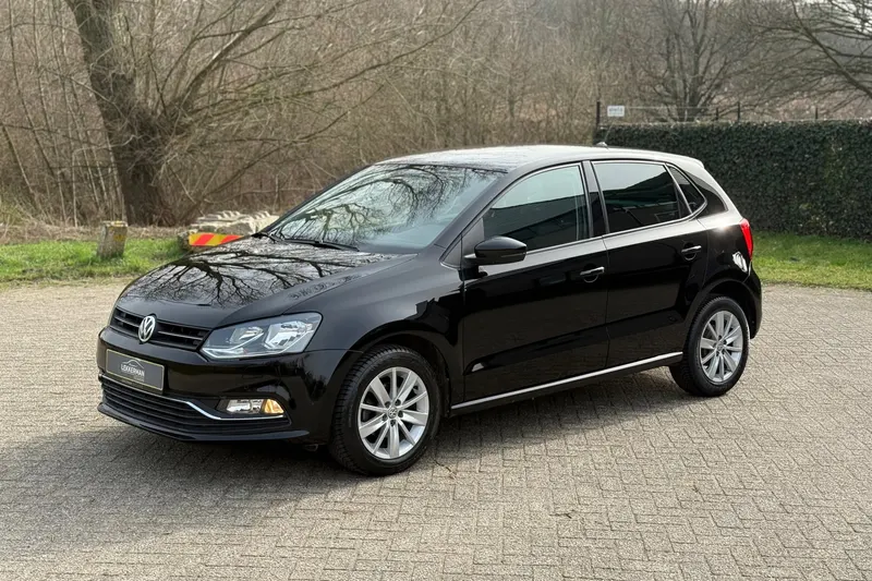 Volkswagen Polo (2015)