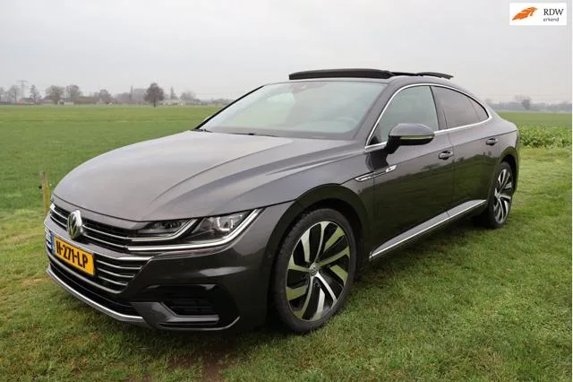Volkswagen Arteon (2018) — foto 1