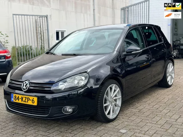 Volkswagen Golf (2010) — foto 1