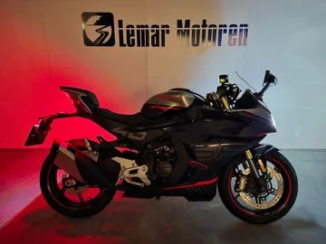 CFMoto 450 SR (2026) — foto 1