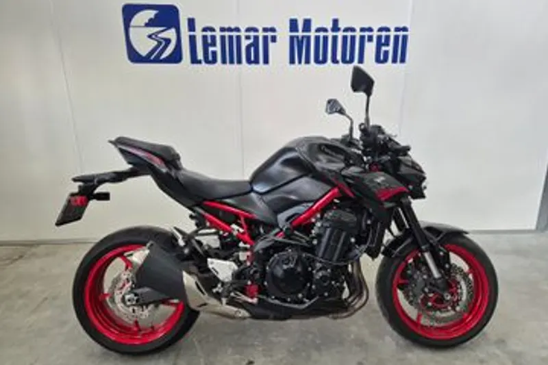 Kawasaki Z900 (2021)