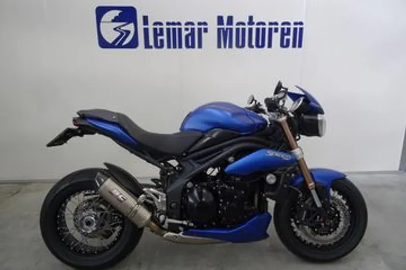 Triumph Speed Triple 1050 (2011)
