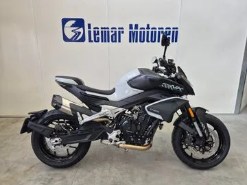 CFMoto 800NK (2026) — foto 1
