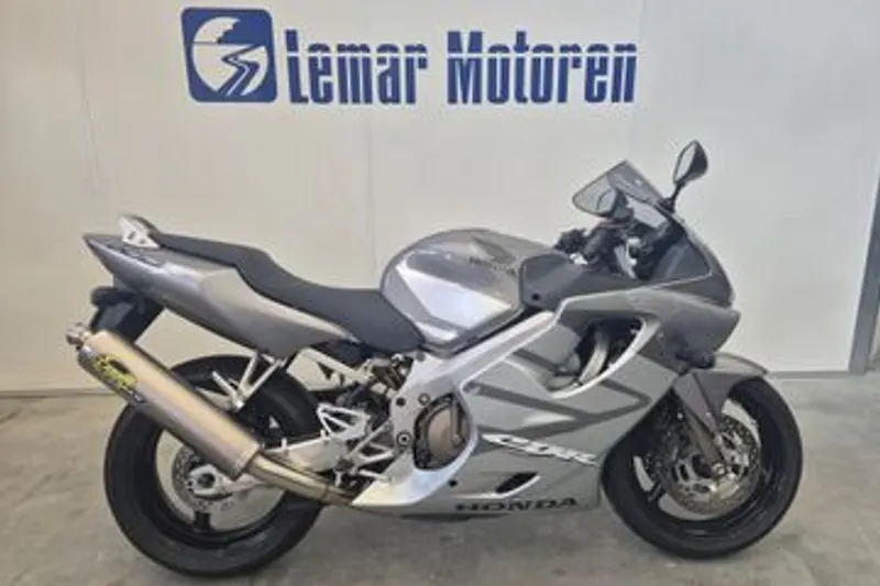 Honda CBR600F (2005)