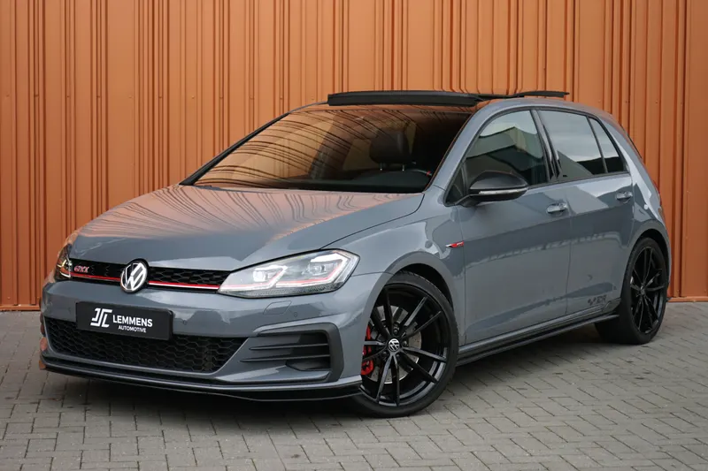 Volkswagen Golf (2020)