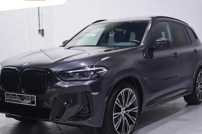 BMW X3 (2023)
