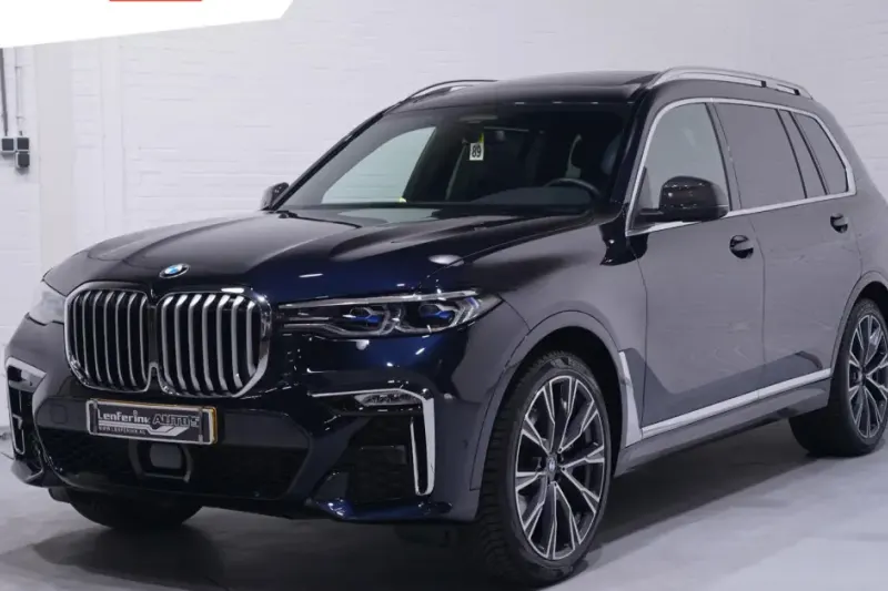 BMW X7 (2022)