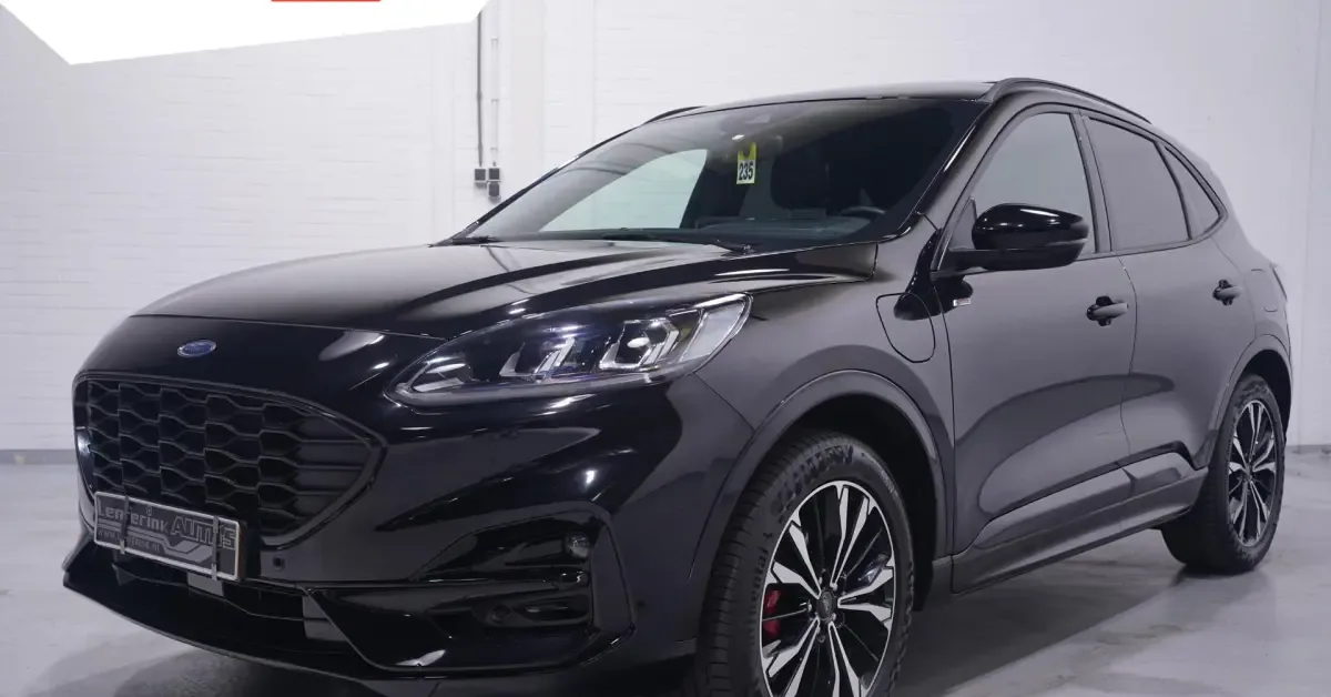 Ford Kuga (2022) — foto 1