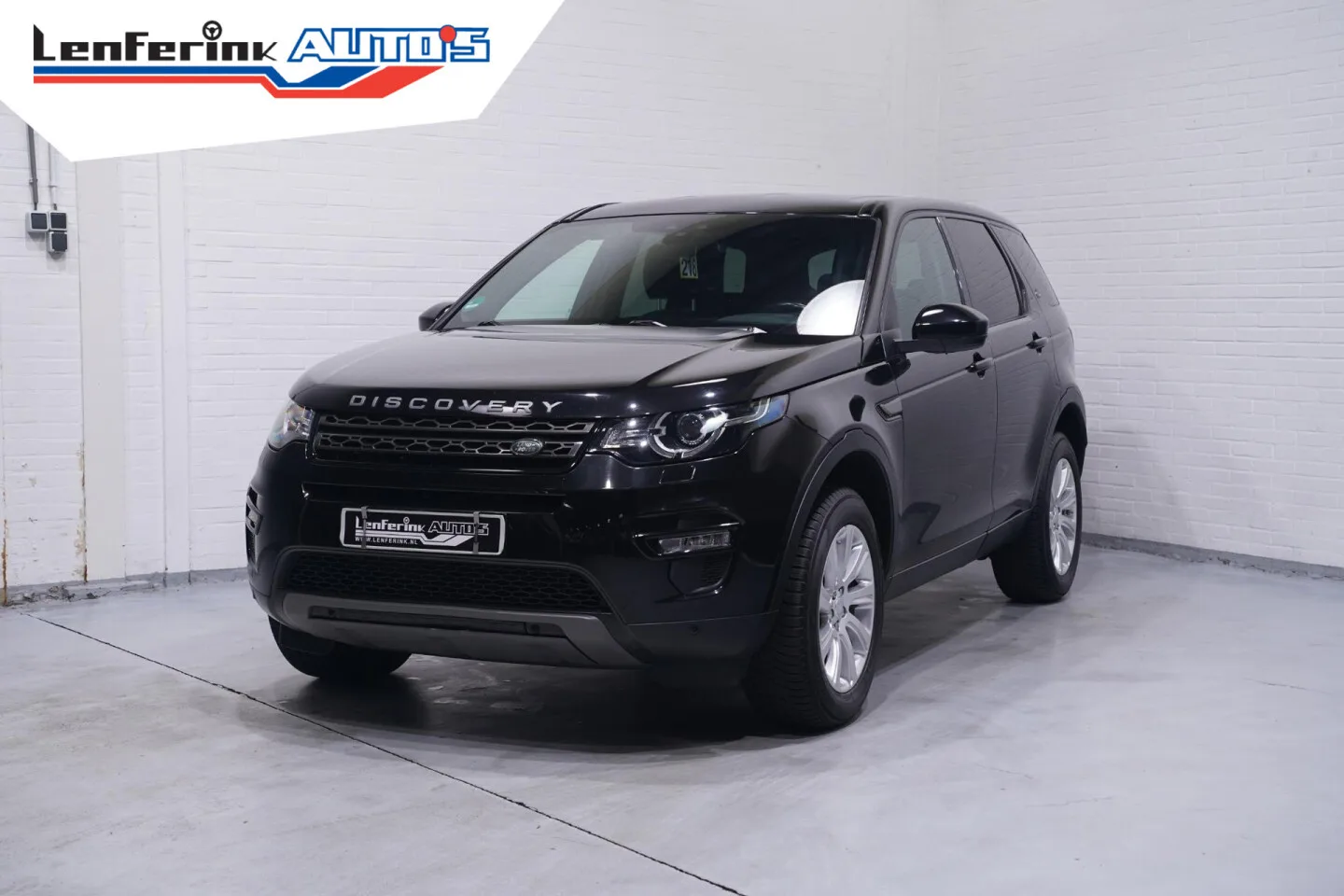 Land Rover Discovery Sport (2017) — foto 1
