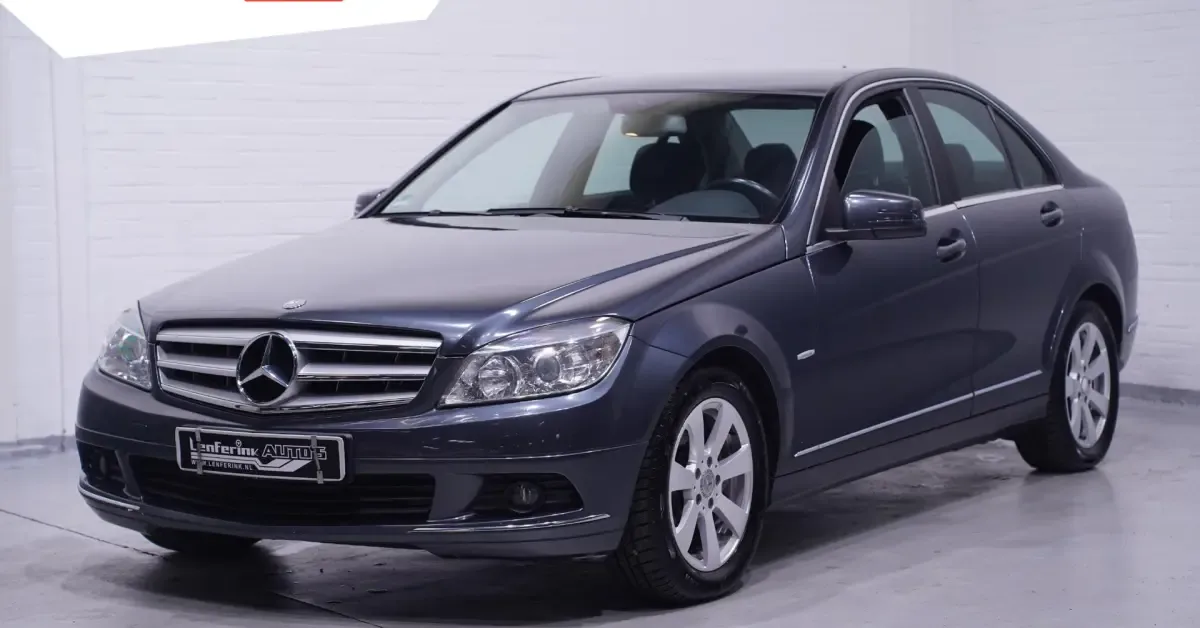 Mercedes-Benz C-Klasse (2009) — foto 1