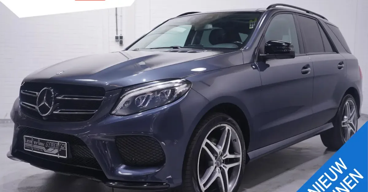 Mercedes-Benz GLE (2016) — foto 1