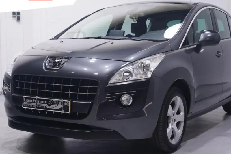 Peugeot 3008 (2012)