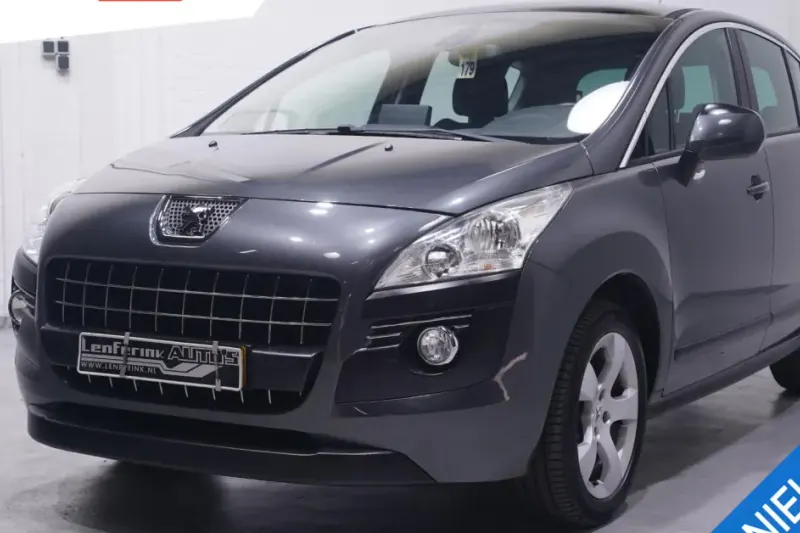 Peugeot 3008 (2012)