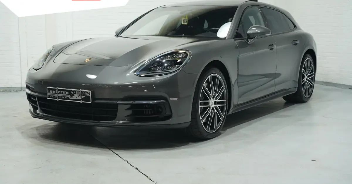 Porsche Panamera (2018) — foto 1