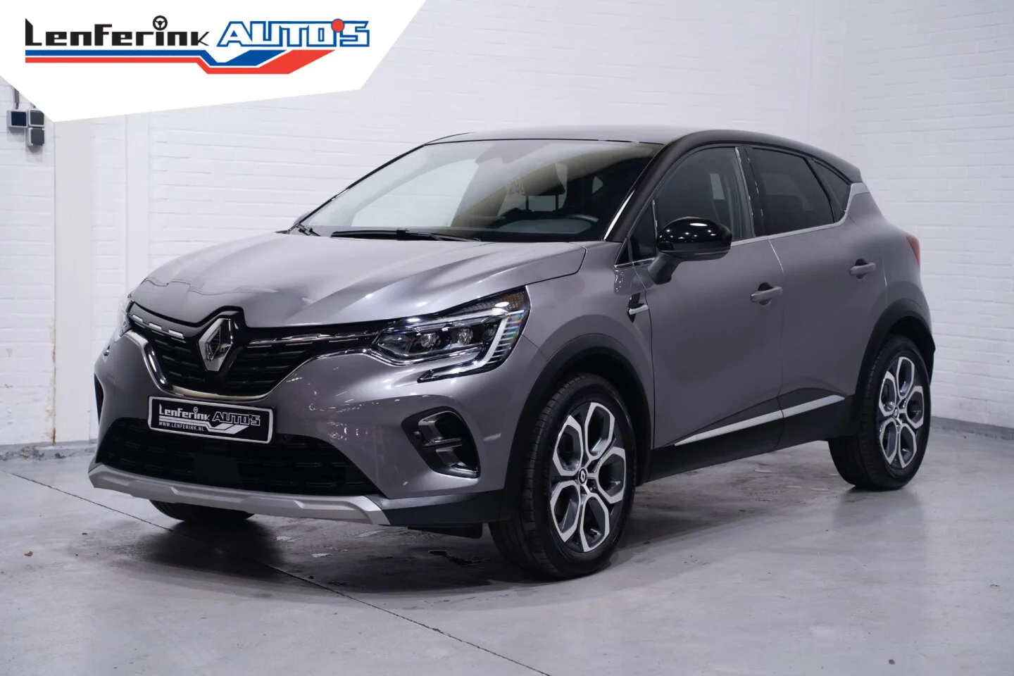 Renault Captur (2024) — foto 1