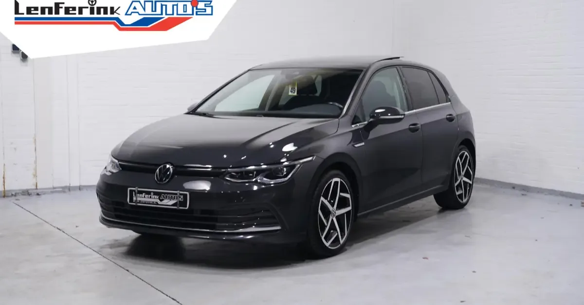 Volkswagen Golf (2020) — foto 1