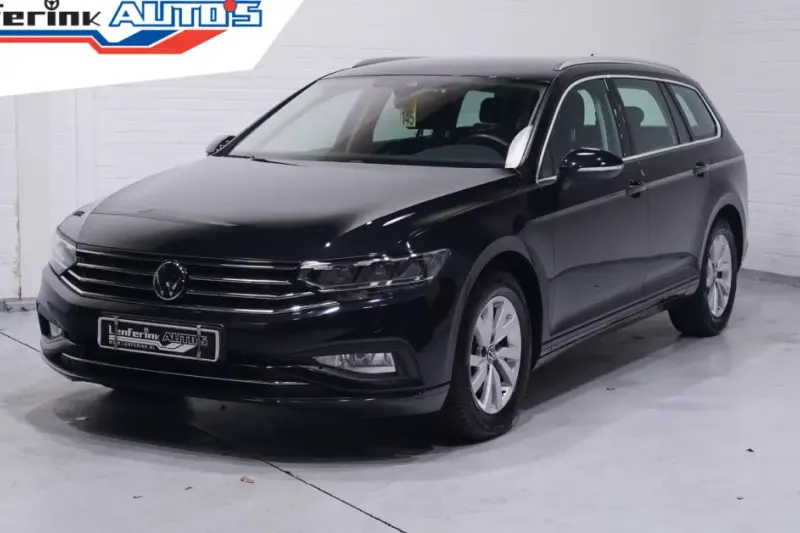 Volkswagen Passat (2022)