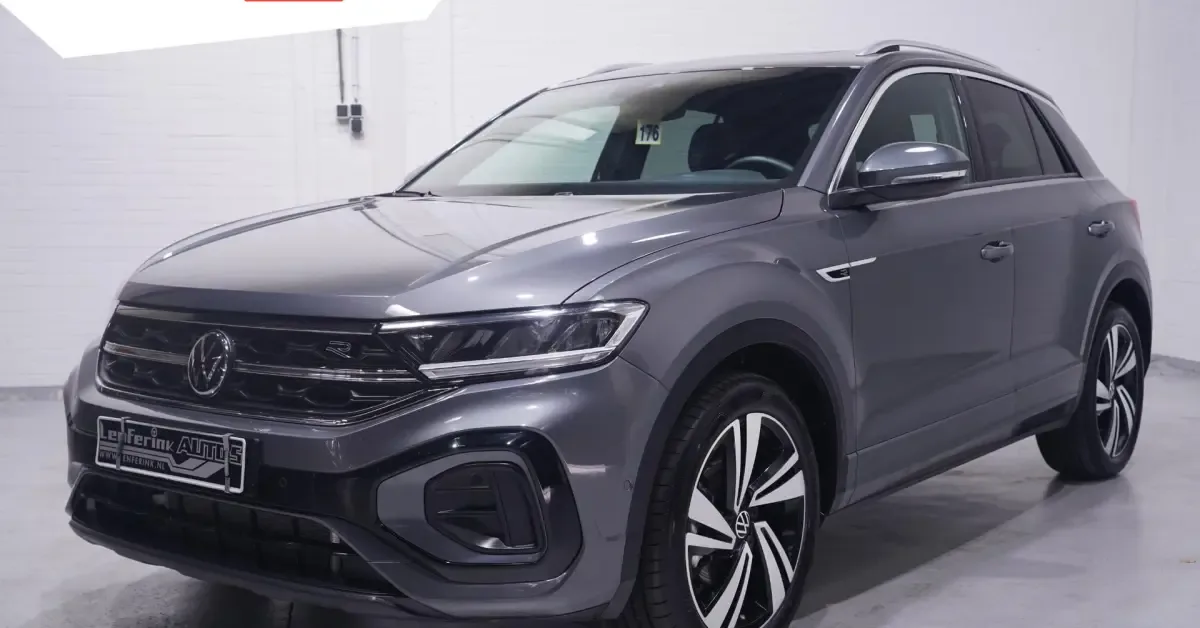 Volkswagen T-Roc (2025) — foto 1