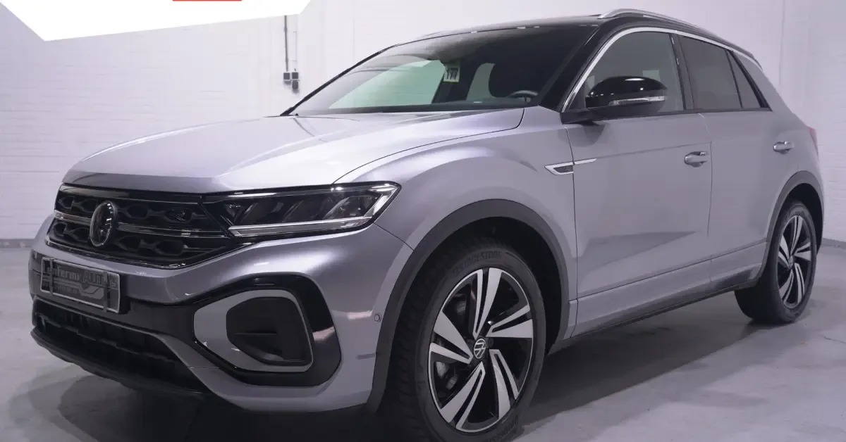 Volkswagen T-Roc (2025) — foto 1