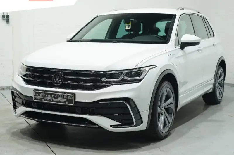 Volkswagen Tiguan (2022)