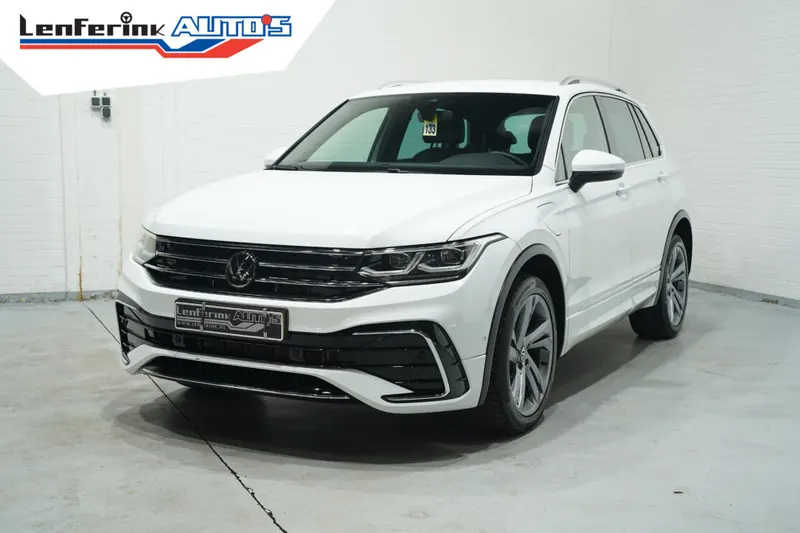 Volkswagen Tiguan (2022)