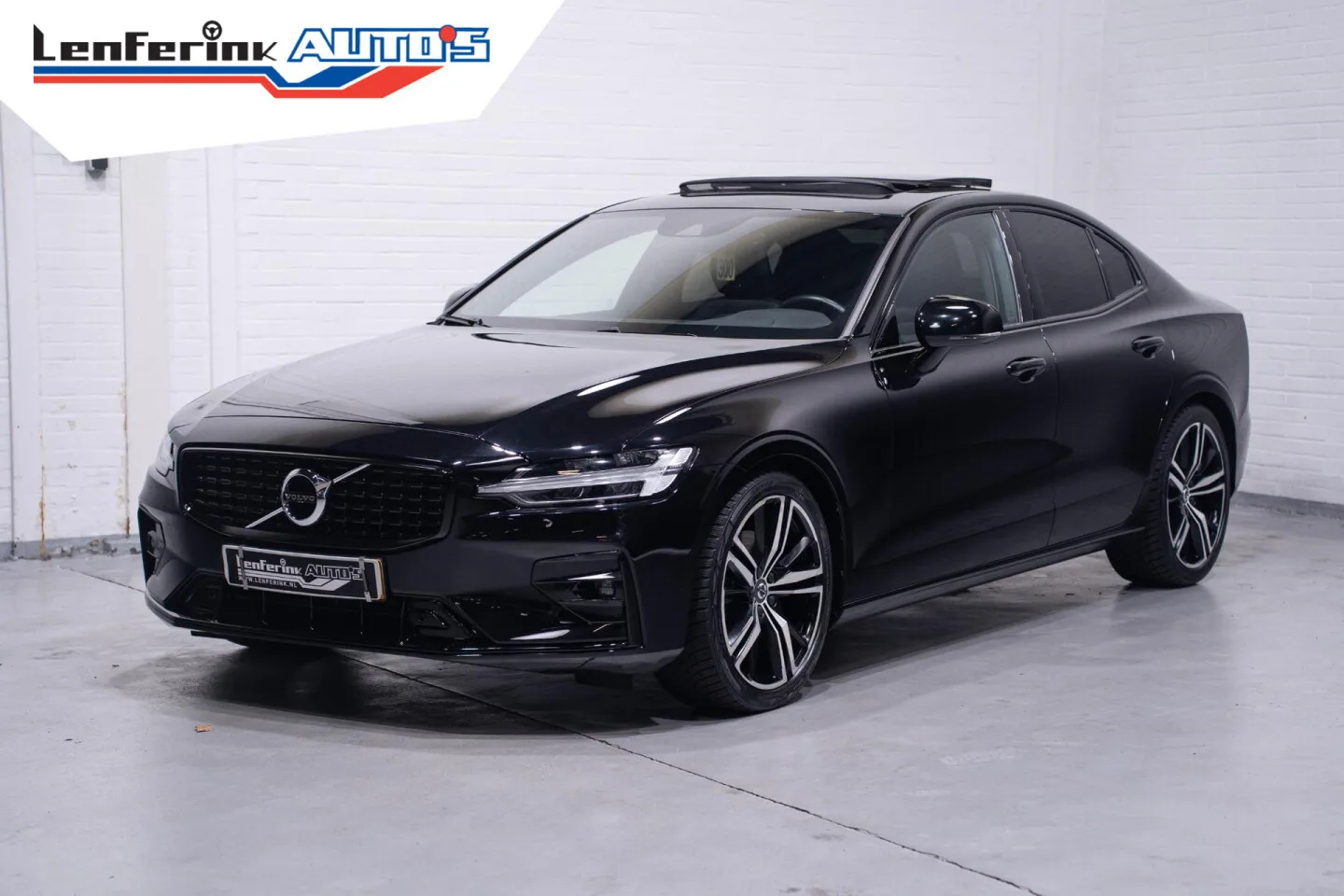 Volvo S60 (2021) — foto 1
