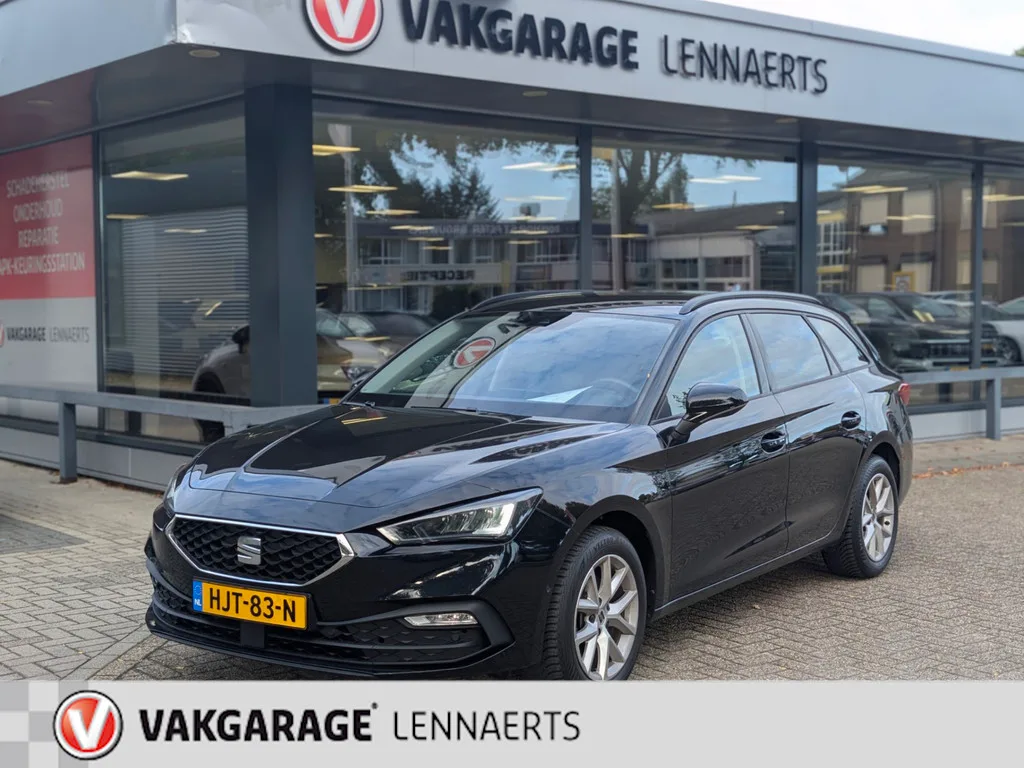 SEAT Leon Sportstourer (2023) — foto 1