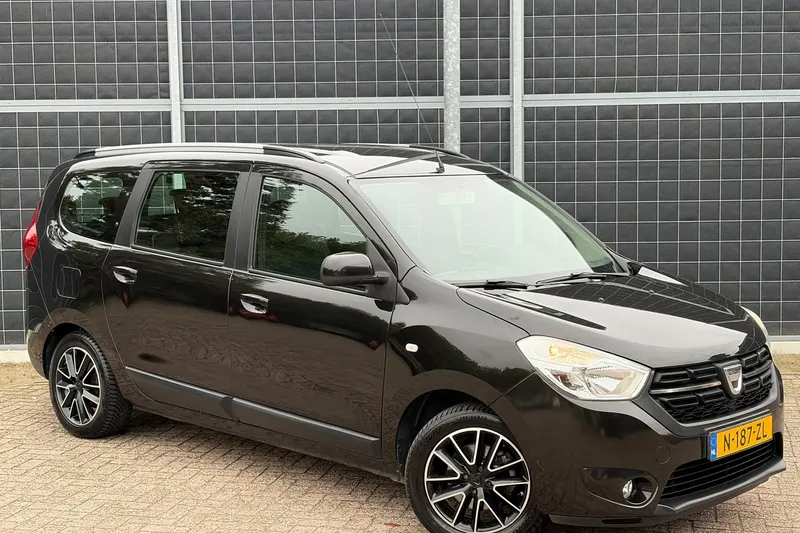 Dacia Lodgy (2017)