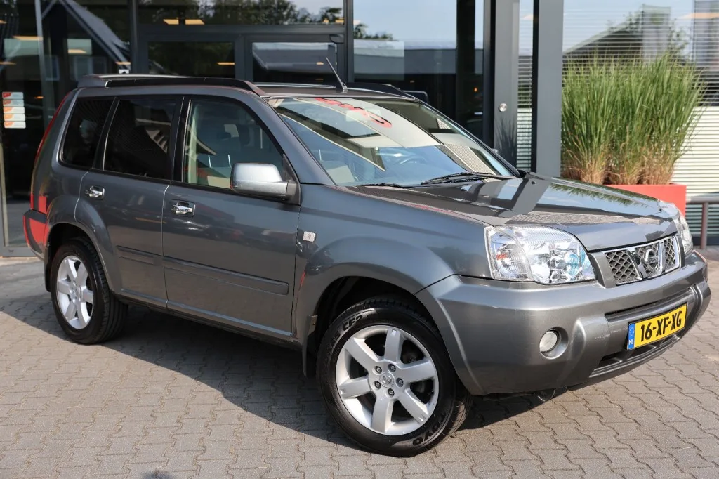 Nissan X-Trail (2007) — foto 1