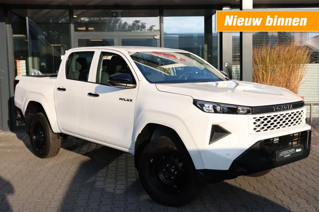 Toyota Hilux (2026) — foto 1