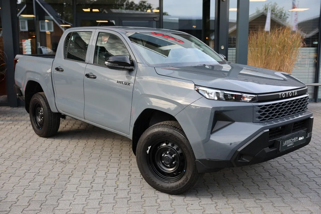 Toyota Hilux (2026) — foto 1