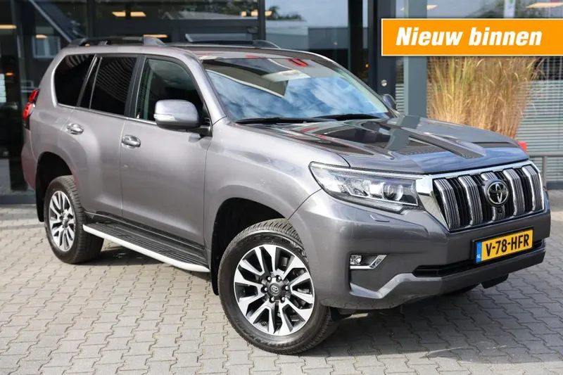 Toyota Land Cruiser (2024)