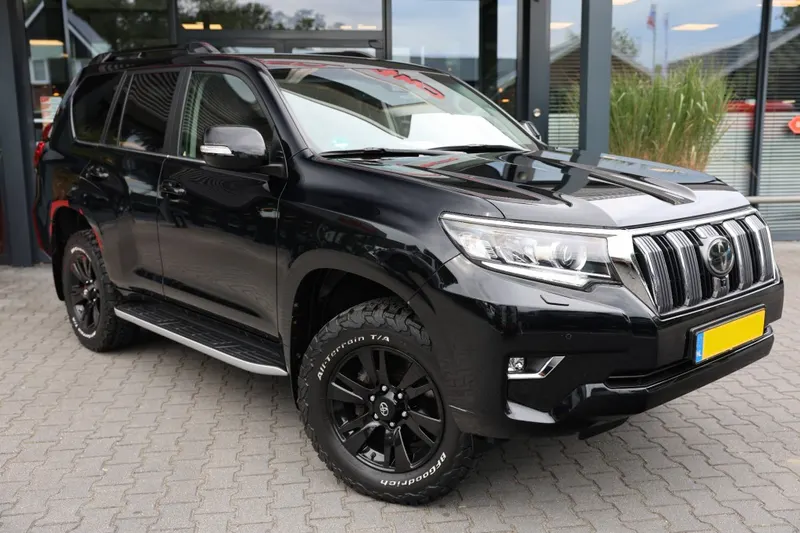Toyota Land Cruiser (2018)