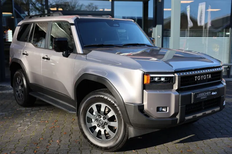 Toyota LANDCRUISER (2024)