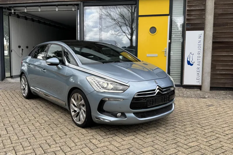 Citroën DS5 (2012)
