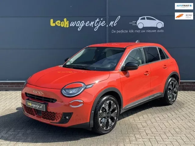 Fiat 600 (2025) — foto 1