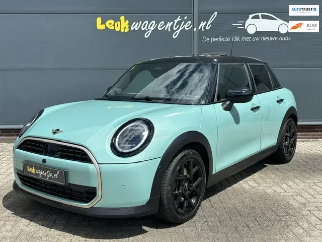 MINI Cooper (2024) — foto 1