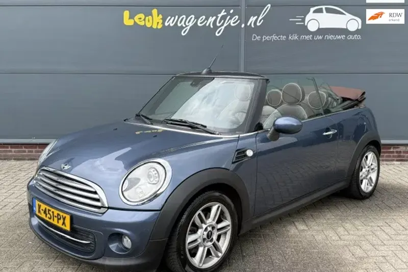 MINI Cabrio (2011)