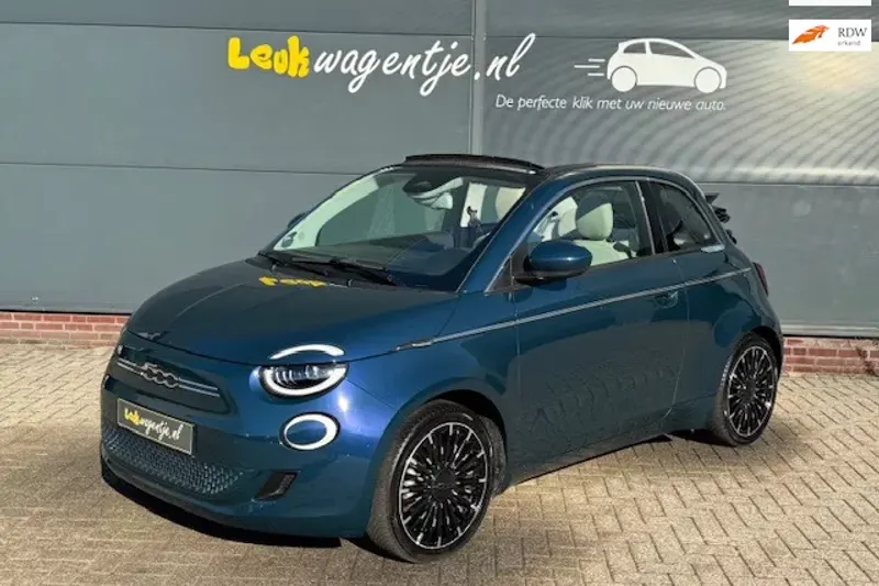 Fiat 500 (2022)