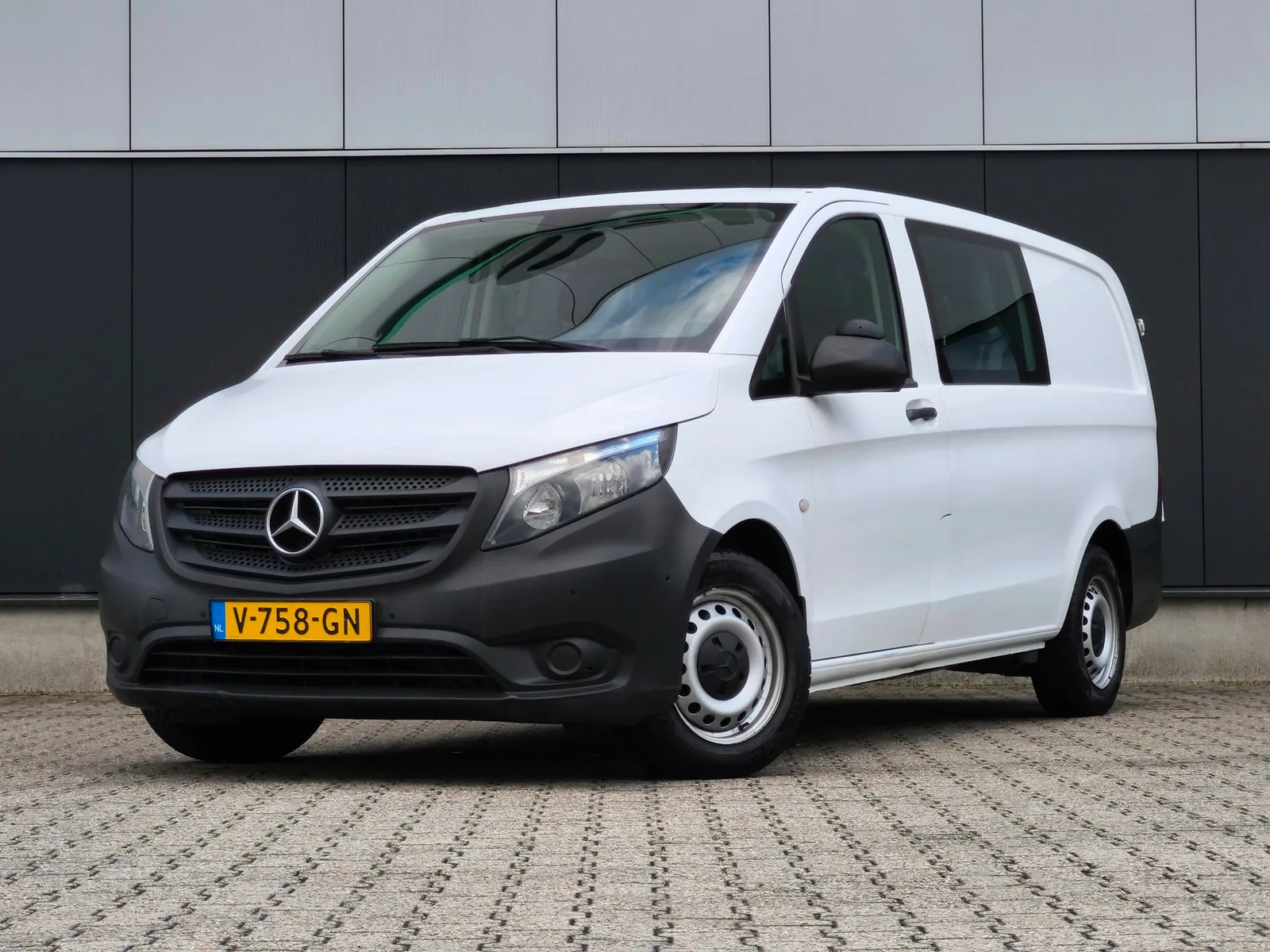 Mercedes-Benz Vito (2017) — foto 1