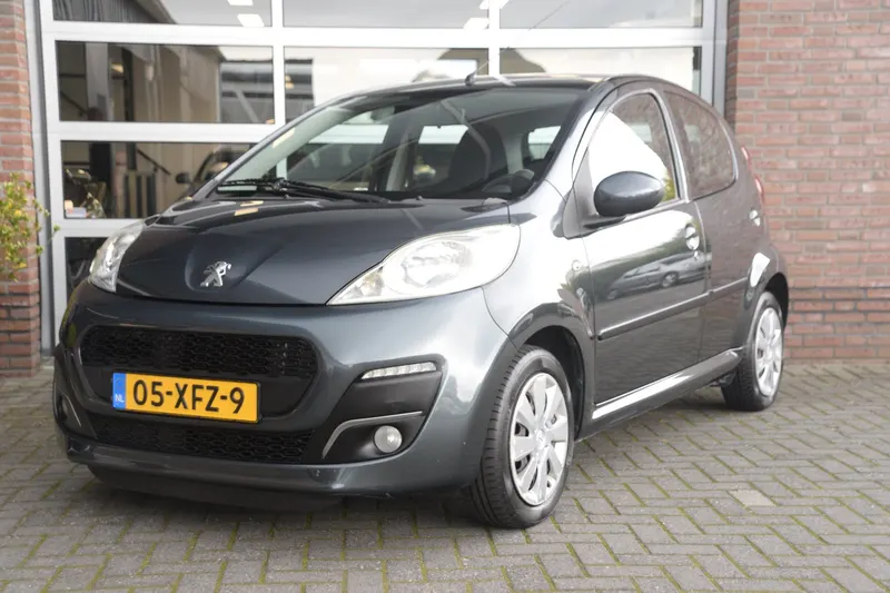 Peugeot 107 (2012)