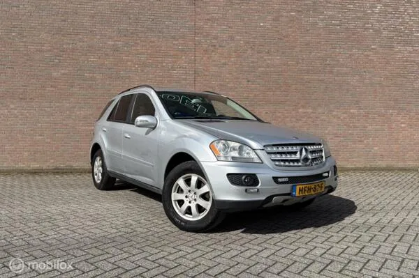 Mercedes-Benz ML-Klasse (2006) — foto 1