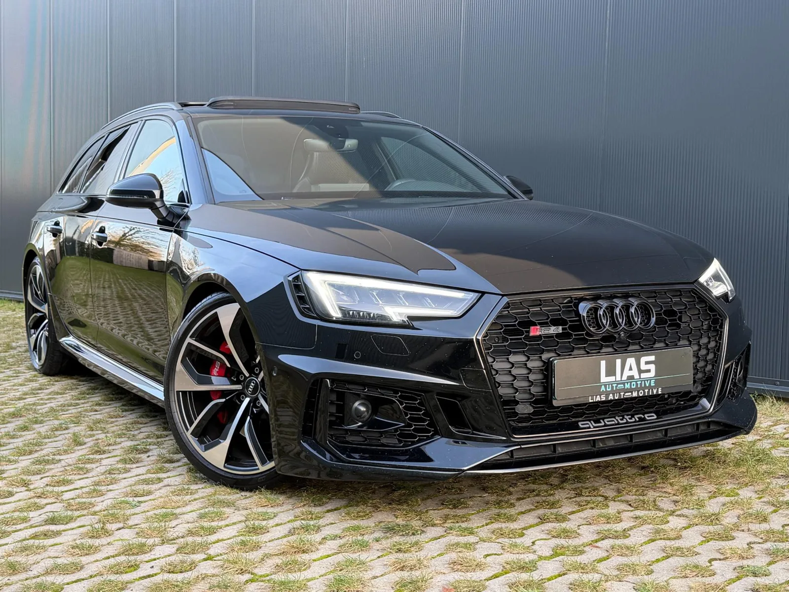 Audi A4 (2019) — foto 1