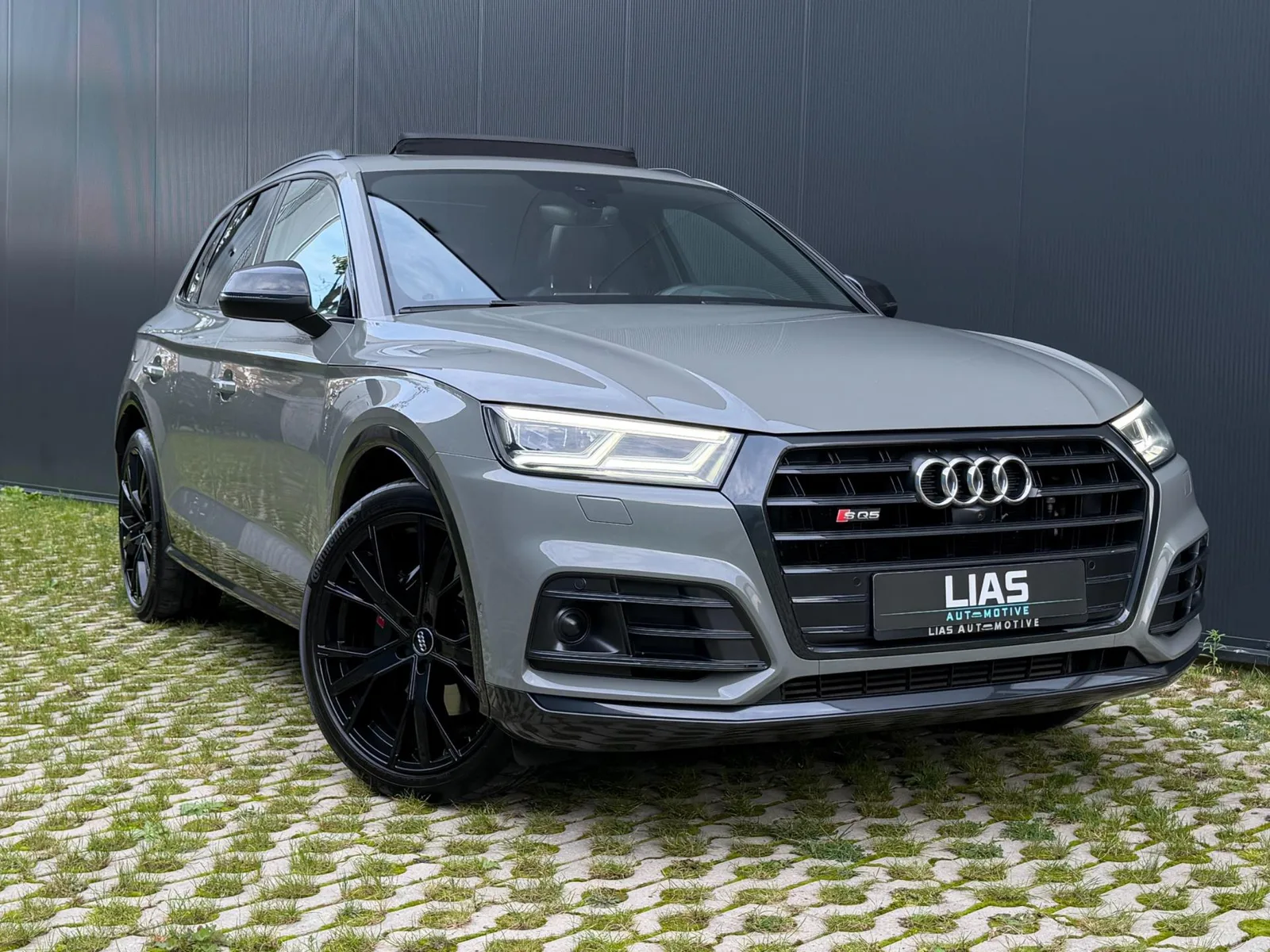 Audi SQ5 (2018) — foto 1
