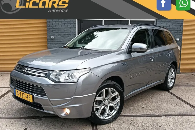 Mitsubishi Outlander (2014)