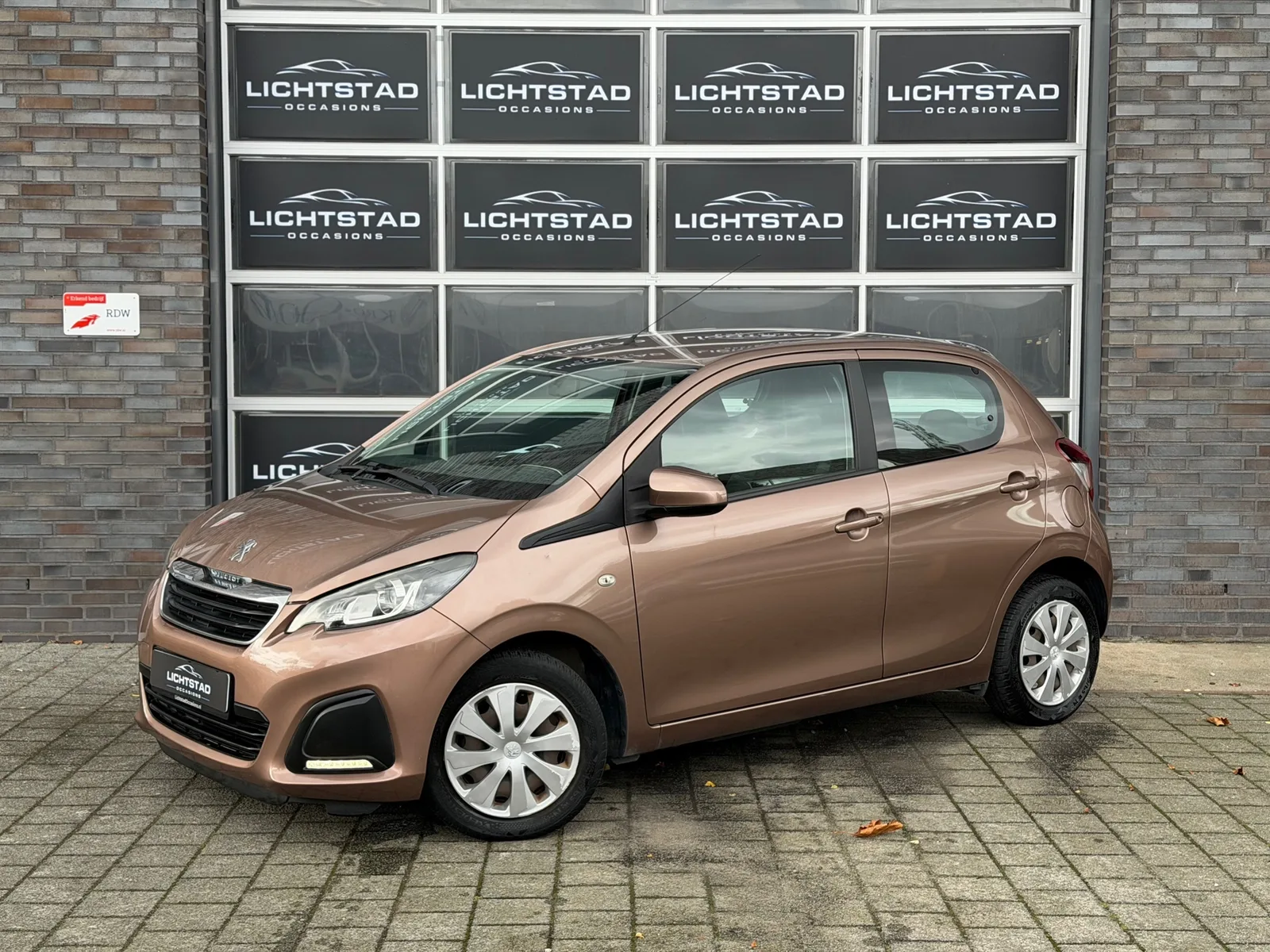 Peugeot 108 (2015) — foto 1