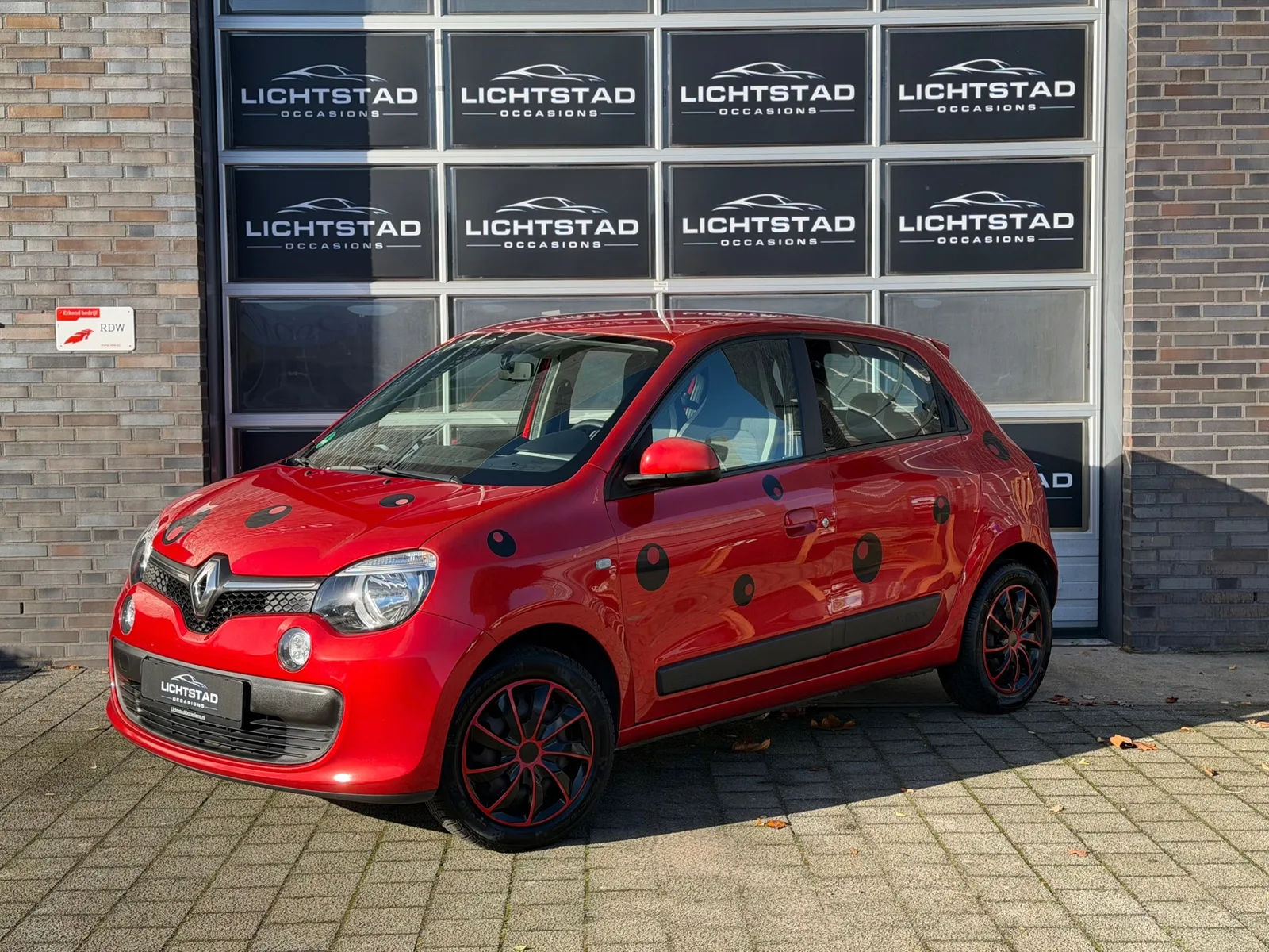 Renault Twingo (2015) — foto 1